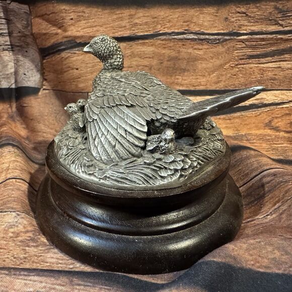 Ringneck Pheasant Hen and Chicks 1977 Chilmark Fine Pewter Signed and Numbered - Picture 4 of 8